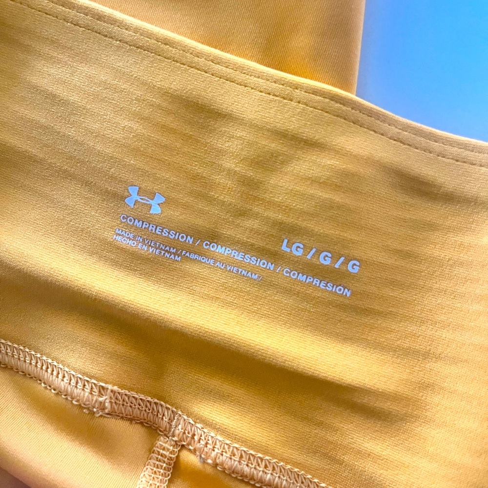 Gold/Yellow Under Armor Compression Leggings- Large